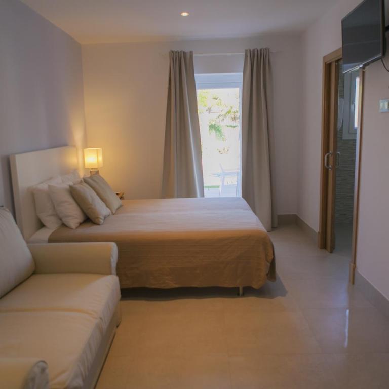 Hotel Novomar - Habitación Triple adaptada para personas con movilidad reducida - 5