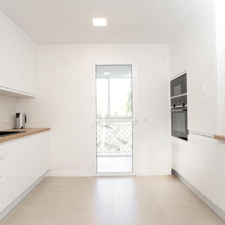 Beach-line apartment - Two-Bedroom Apartment - 16