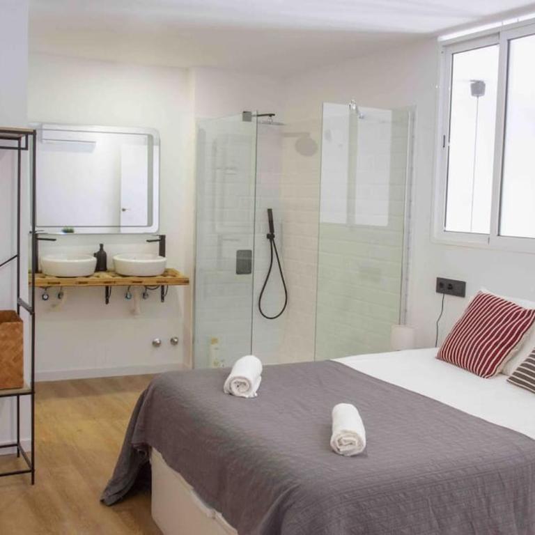Modern and cozy flat in La Latina - 2 double beds - Two-Bedroom Apartment - 8