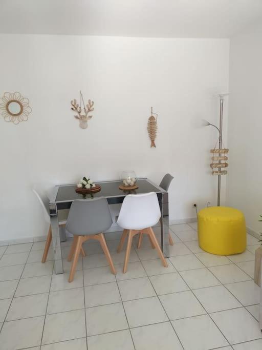 Joli appartement avec piscine - Apartment mit 1 Schlafzimmer - 16