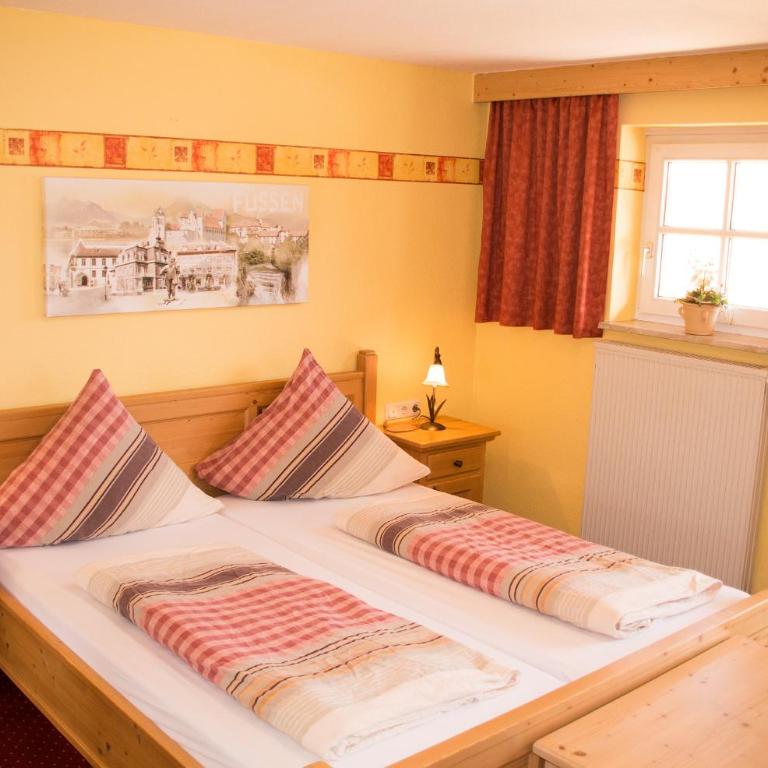 Pension Carina - Comfort Doppelzimmer mit Balkon - 2