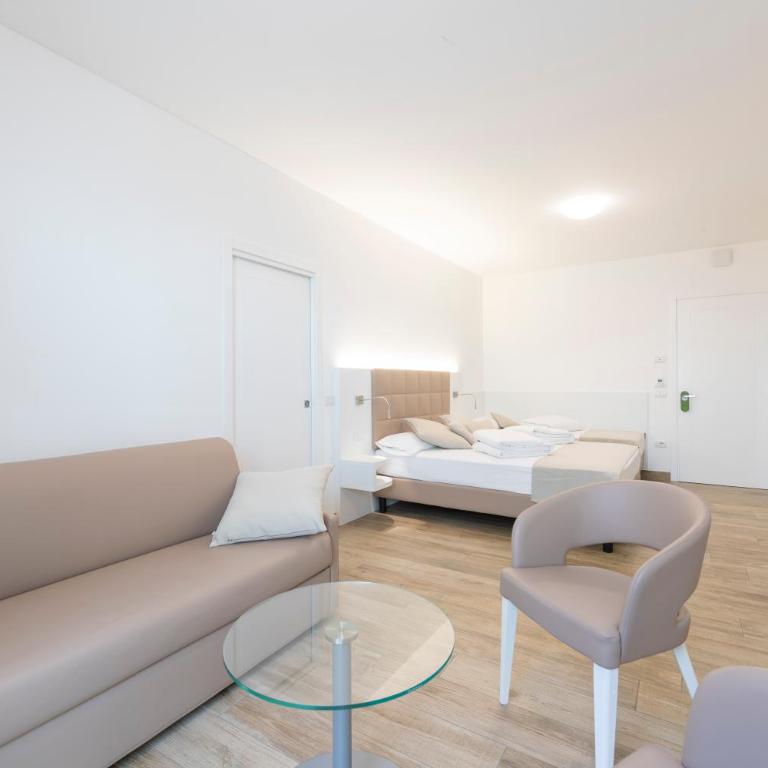 Gabbiano - Camera Familiare con Balcone - 4
