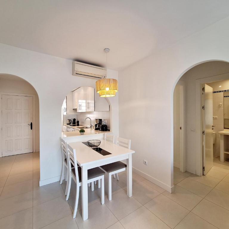 Torrelaguna Atico - WiFi, terraza & piscina comunitaria - Apartamento con terraza - 15