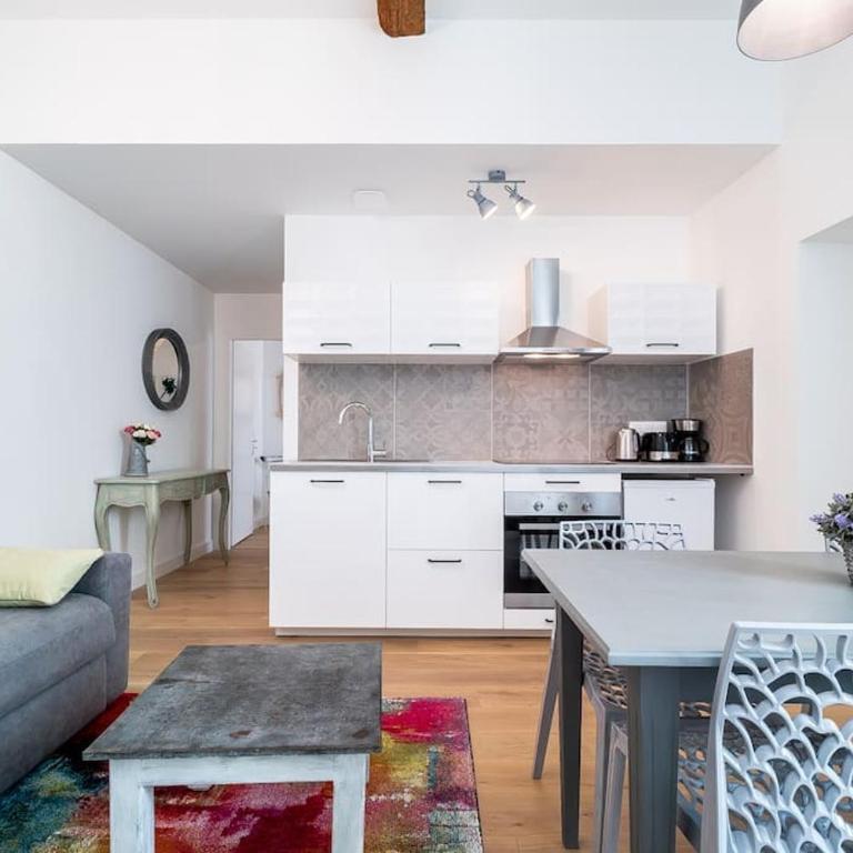 Le Shabby Chic, Beau T2, Patio, Centre Ville - Apartamento de 1 dormitorio - 2