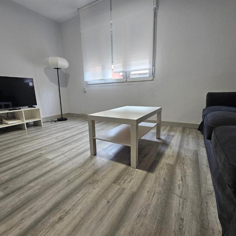 1A114 Apto moderno en Gijón by R2R Consulting - Apartamento de 3 dormitorios - 2