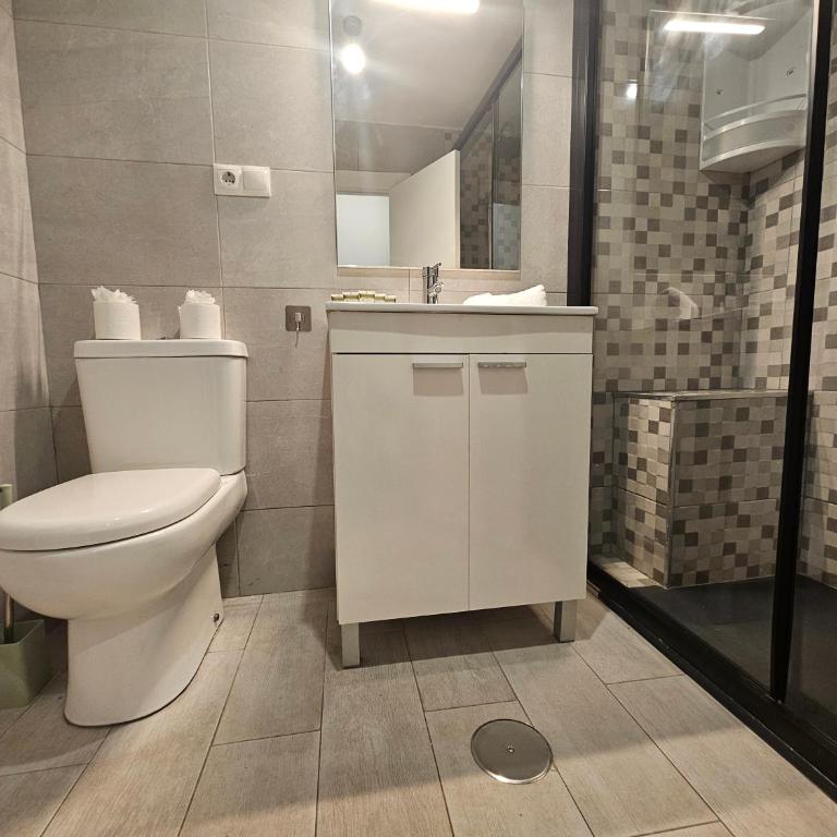 1A114 Apto moderno en Gijón by R2R Consulting - Apartamento de 3 dormitorios - 31