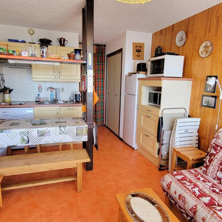 Studio Montagne 5 pers. - Terrasse Sud - Proche Commerces et Activités - FR-1-393-5 - Estudio - 3