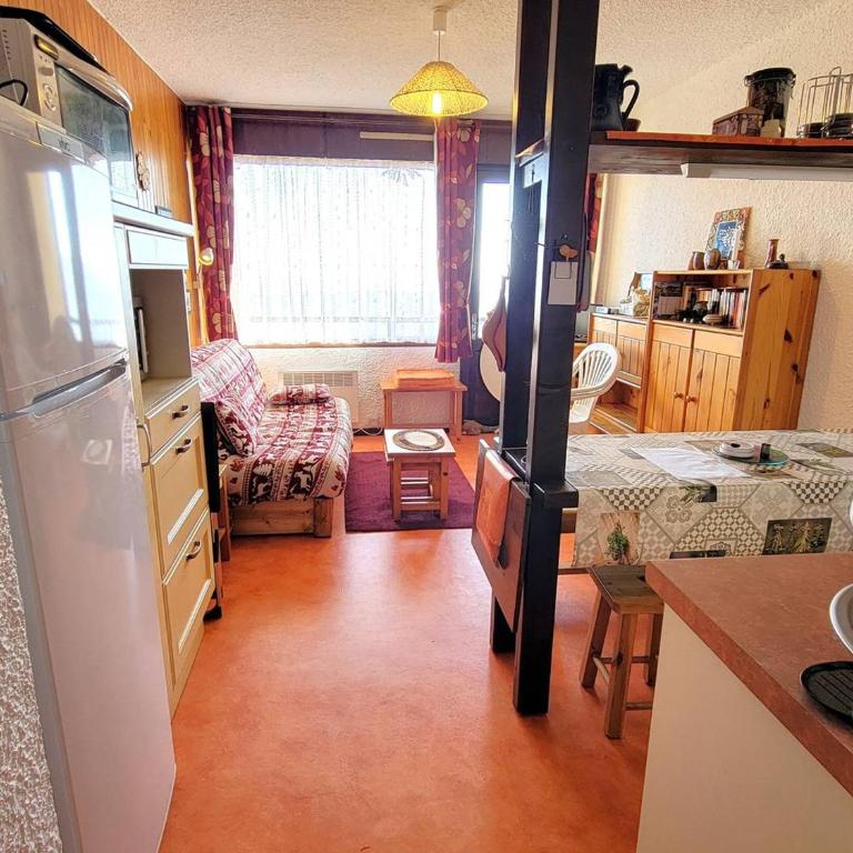 Studio Montagne 5 pers. - Terrasse Sud - Proche Commerces et Activités - FR-1-393-5 - Estudio - 5