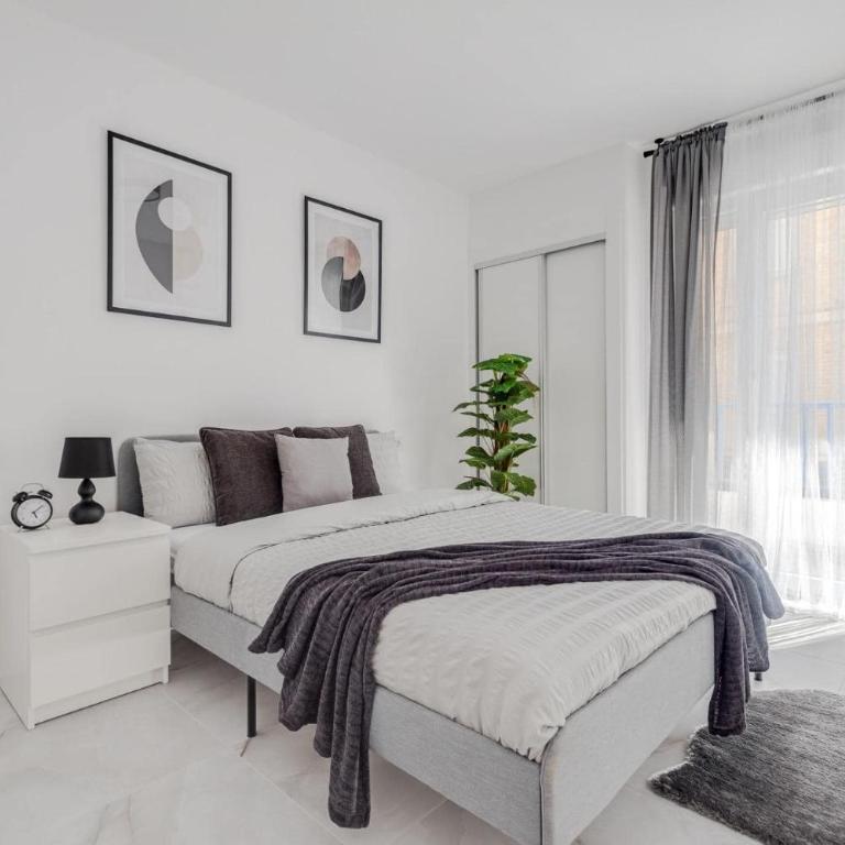 Princesa Blanka by ZANIS - Three-Bedroom Apartment - 2