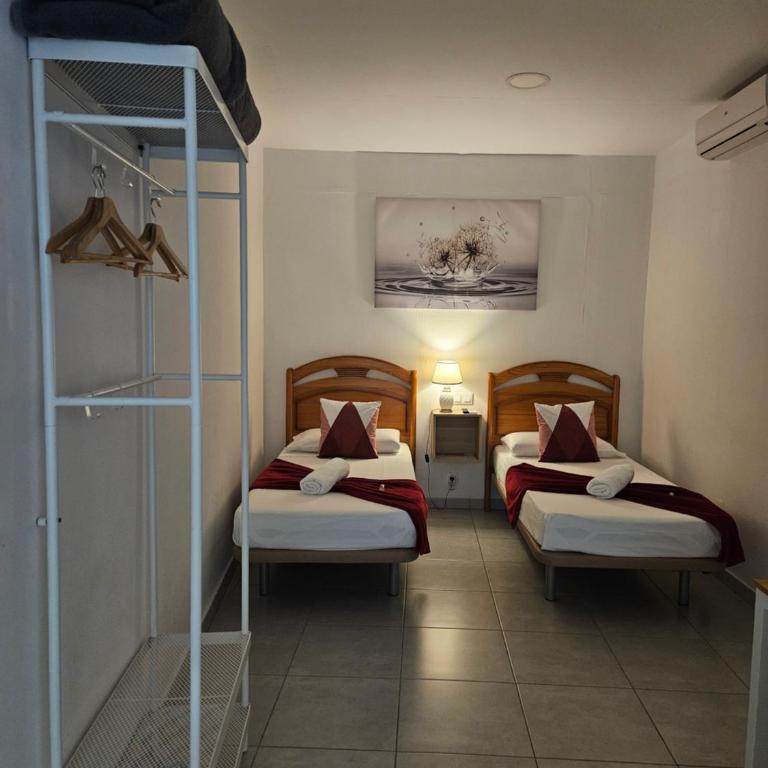 Casa Lemus - Camera Matrimoniale/Doppia con Letti Singoli con Bagno Privato - 4