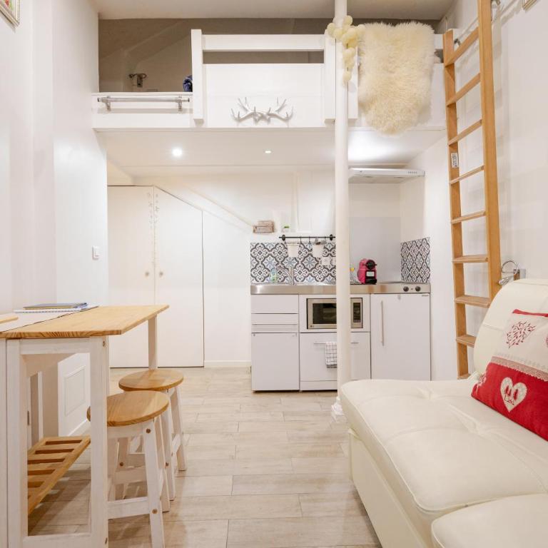 Superb tiny house in heart of Paris 1st! - Appartement - 4