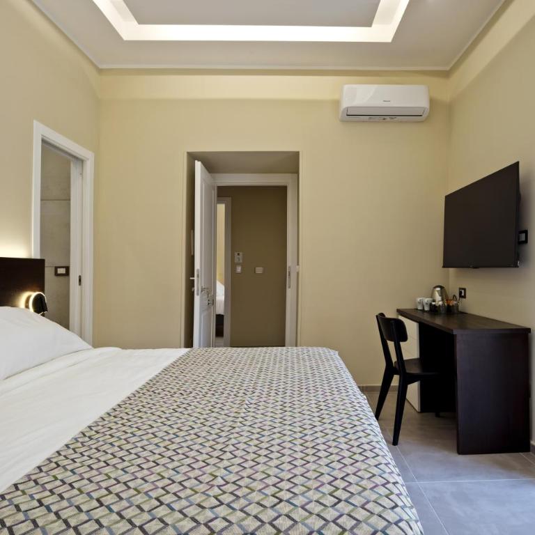 Palm Suites - Camera Matrimoniale Deluxe con Balcone - 3