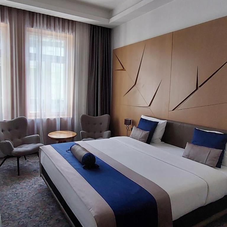 Hotel Austria & Bosna - Superior Dvokrevetna Soba sa Bračnim Krevetom - 6
