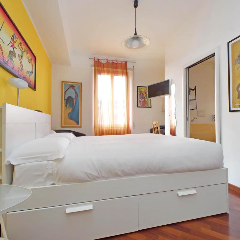 YCH-Una finestra sulla Cupola di San Pietro - Appartamento con 2 Camere da Letto - 3