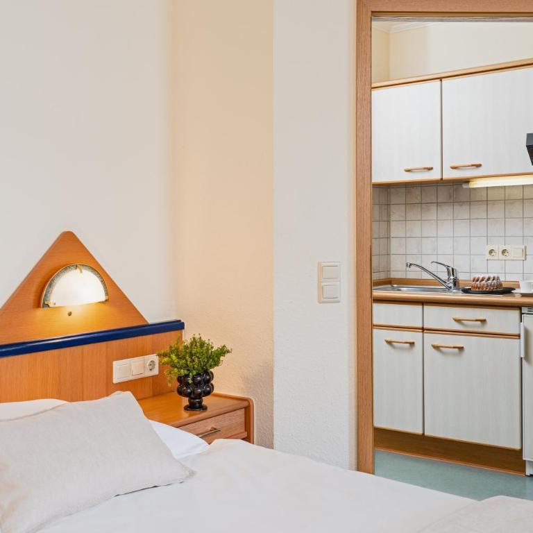 Hotel Riedenburg - Premium Doppelzimmer - 4