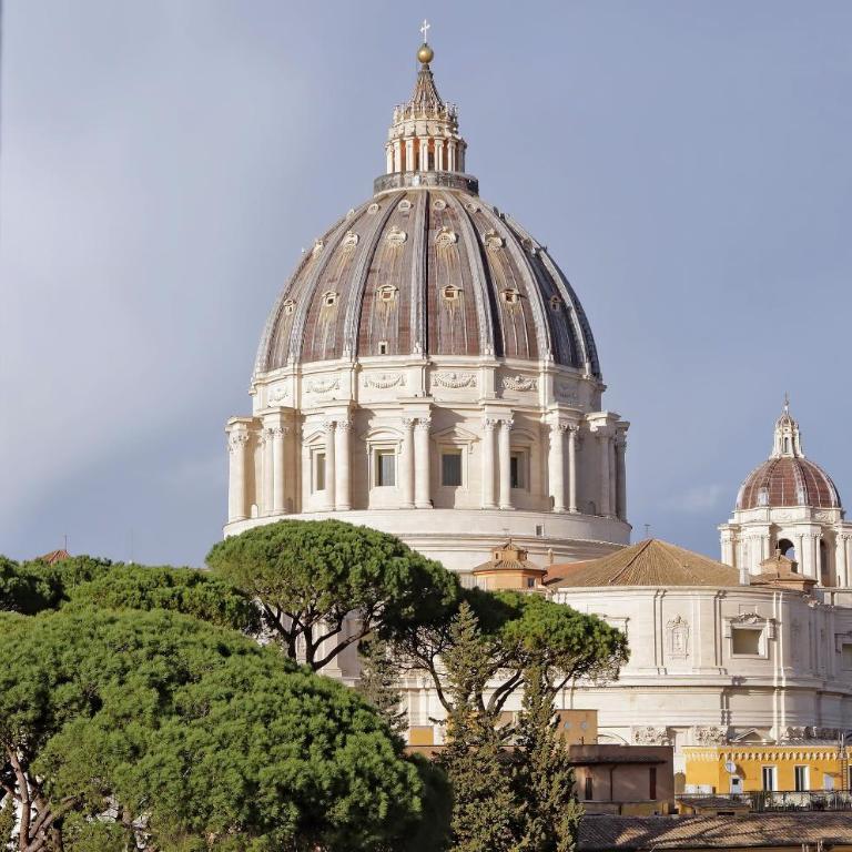 YCH-Una finestra sulla Cupola di San Pietro - Appartamento con 2 Camere da Letto - 30