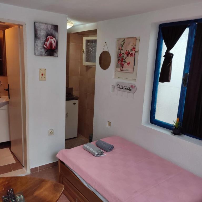 Bay Mola Home - One-Bedroom Apartment - 20