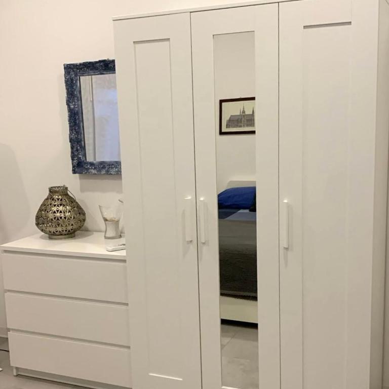 Casa4Casa - One-Bedroom Apartment - 15