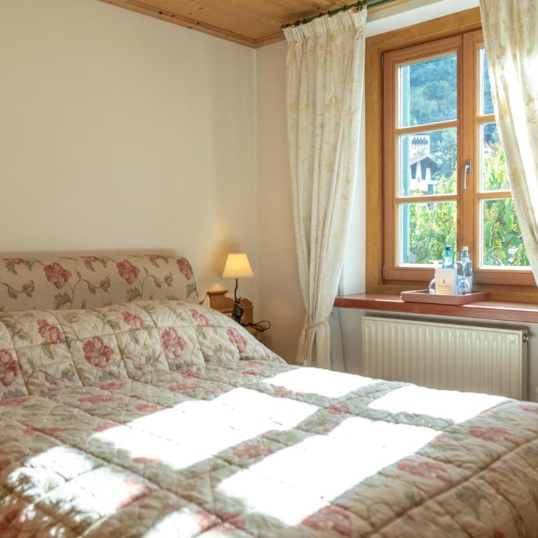 Schlosswirt Forst - Chambre Double Standard Mansardée - 4