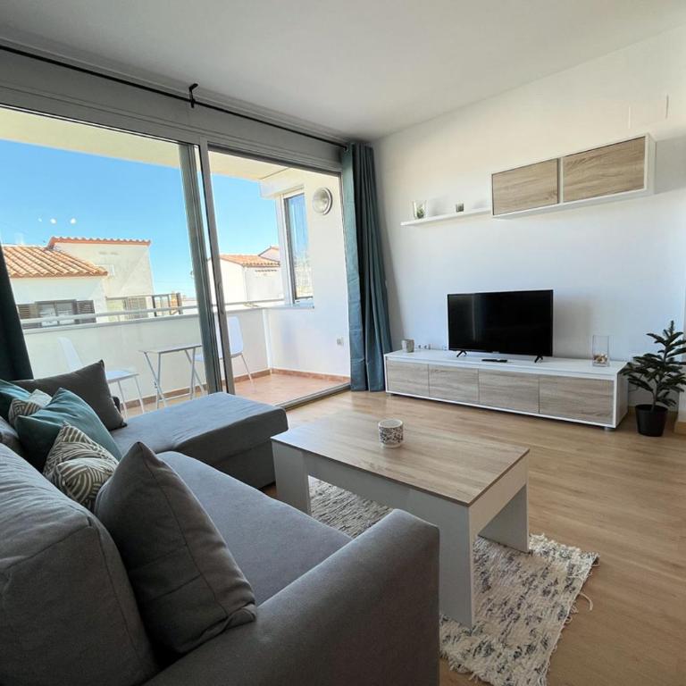 2-bedroom brand new apartment steps from the beach - Two-Bedroom Apartment - 1