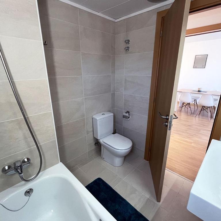 2-bedroom brand new apartment steps from the beach - Two-Bedroom Apartment - 20