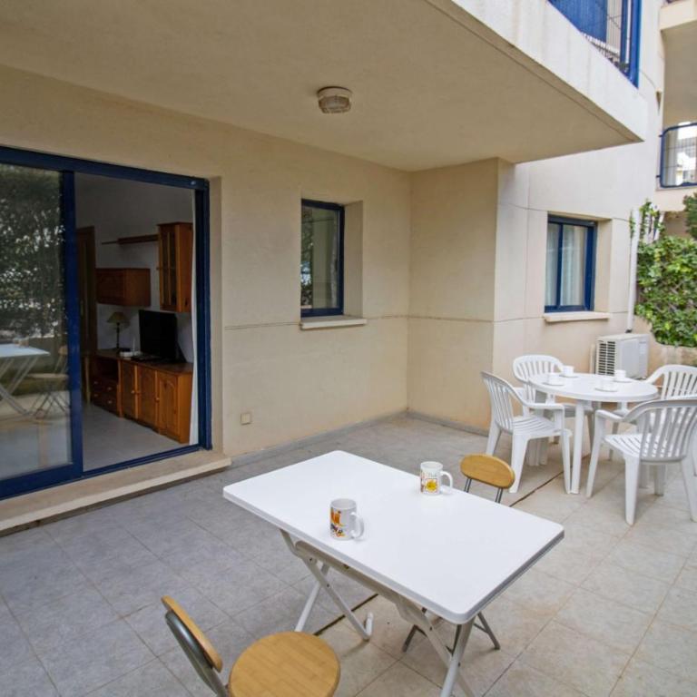 Bajo con terraza, parking y piscina en el centro PORTA MEDITERRANEA ALBERT VILLAS - Apartamento - Planta baja - 4