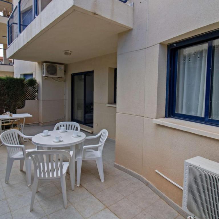 Bajo con terraza, parking y piscina en el centro PORTA MEDITERRANEA ALBERT VILLAS - Apartamento - Planta baja - 24