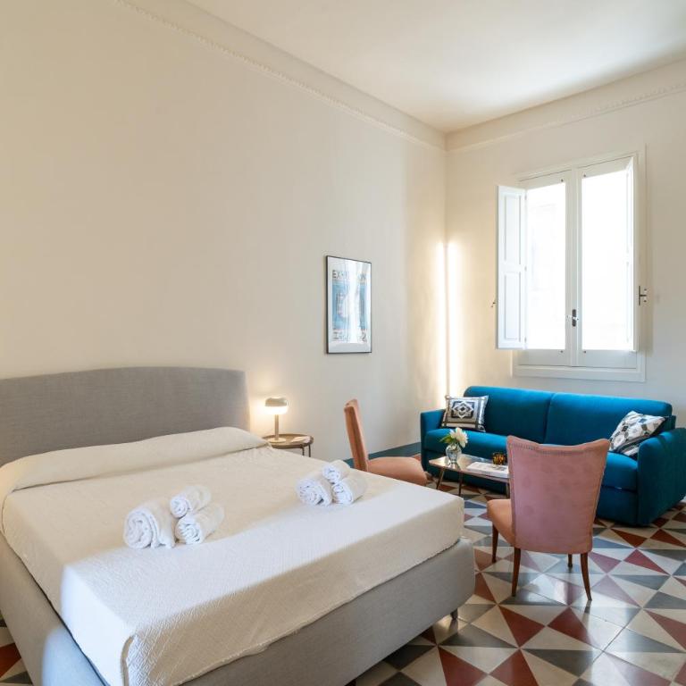 MARGHERITA Suite 60m Apartment with Balcony in Lecce Historic Centre - One-Bedroom Apartment - 4
