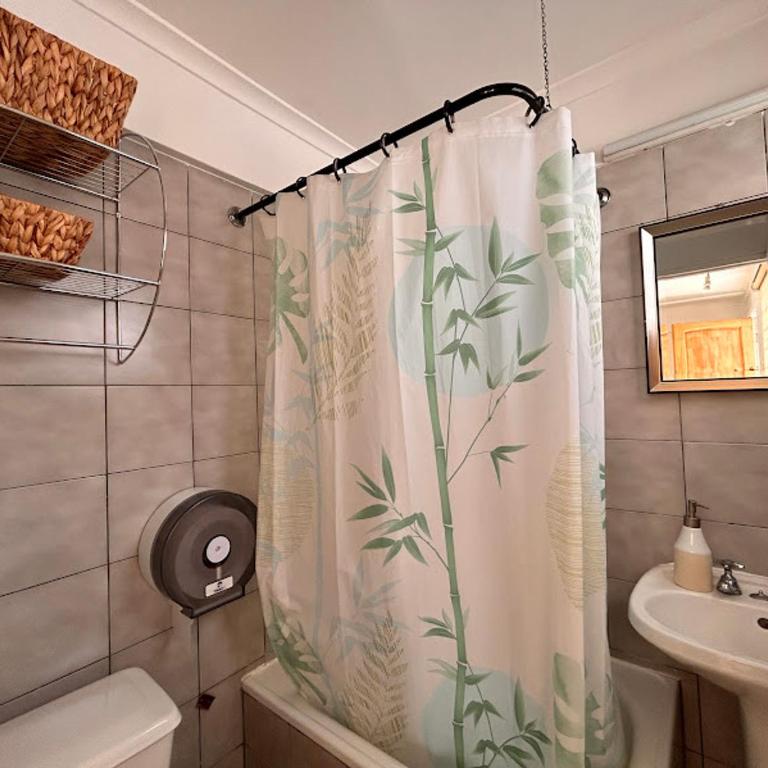 Casona Lorena - Habitación Doble con baño privado - 10