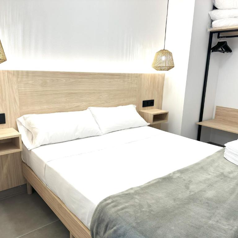 Almar 52 Suites - Estudio con vistas al jardín - 23