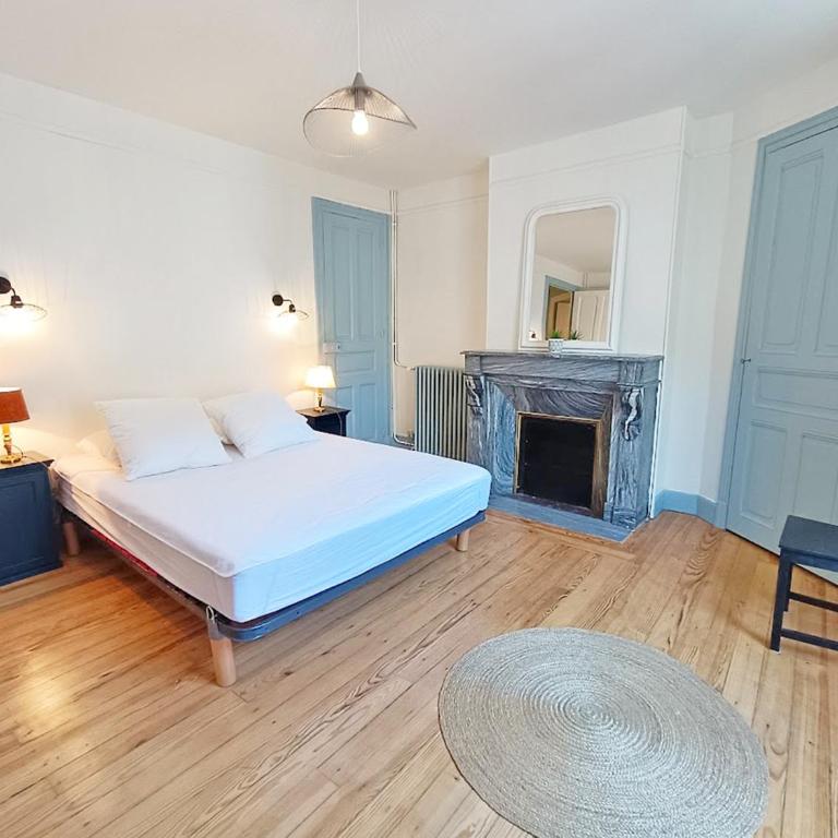 Alphonse 52, grand T4, terrasse, wifi, 6 personnes - Appartement 2 Chambres - 14