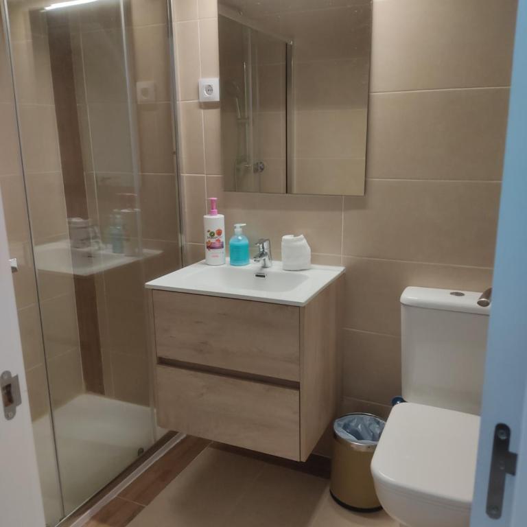 Grand Via House - Superior Triple Room - 13