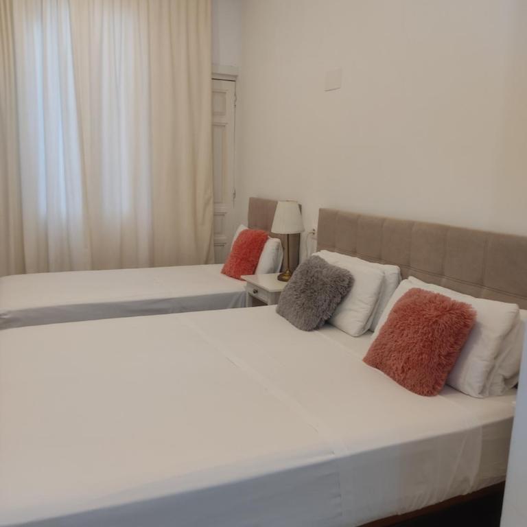 Grand Via House - Superior Triple Room - 12