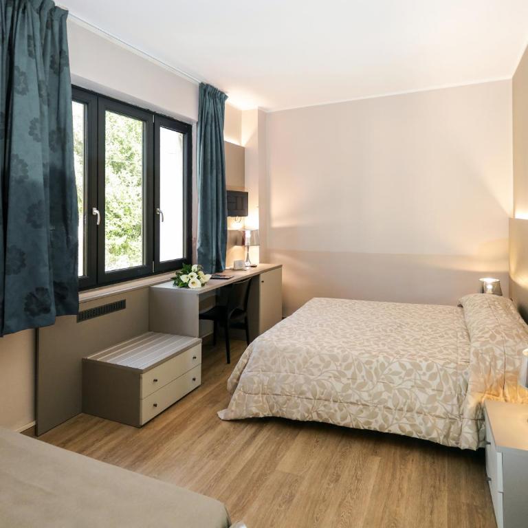 Hotel Italia di Lerici - Camera Deluxe Matrimoniale/Doppia con Letti Singoli con Vista Mare - 12