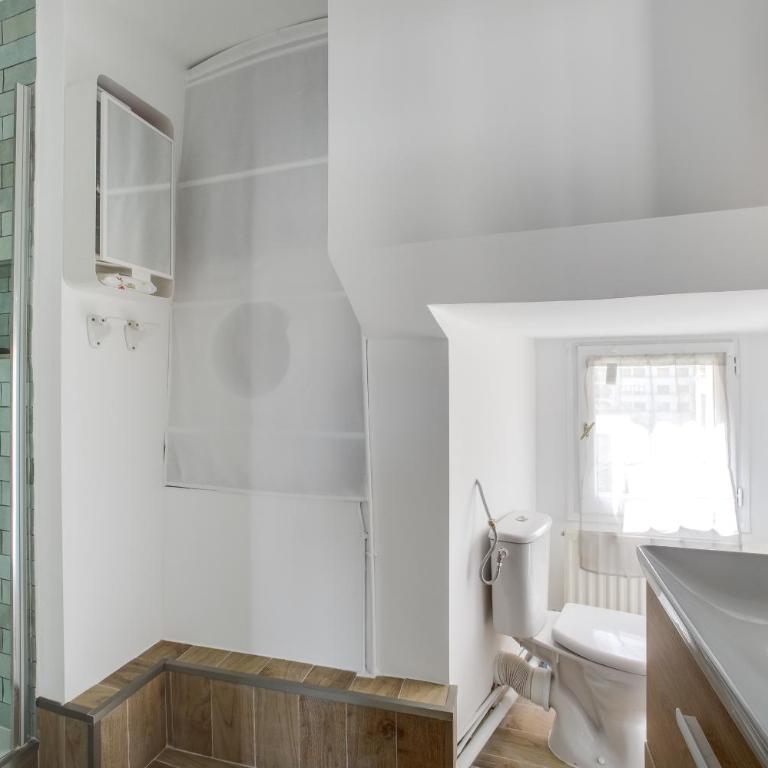 SUPERBE DUPLEX avec JARDIN PARTAGE à PARIS MENILMONTANT - Appartement 3 Chambres - 9