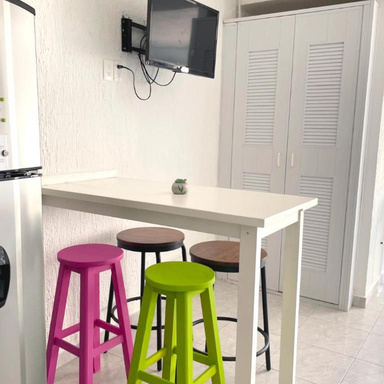 Seaside Escape Studio in Cancun Beach - One-Bedroom Apartment - 8