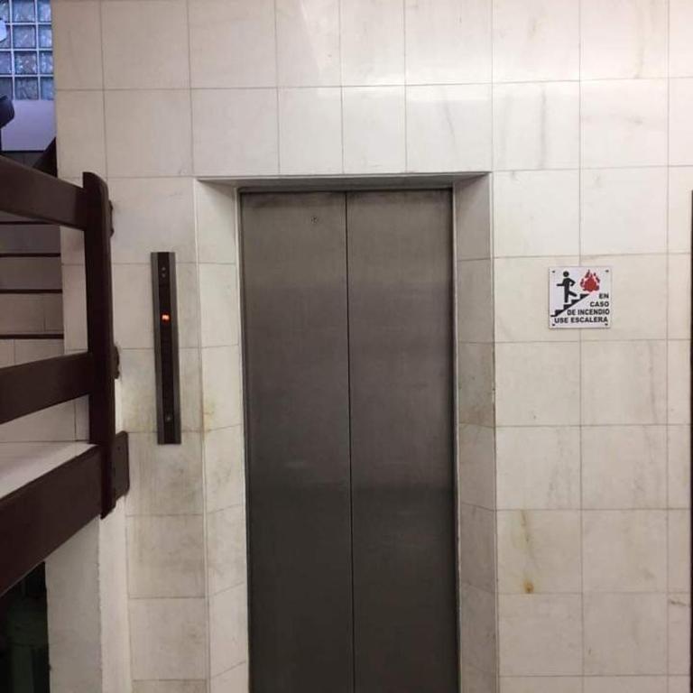 Aparta estudió Turístico San Andrés Islas zona centro - Apartamento de 2 dormitorios - 7