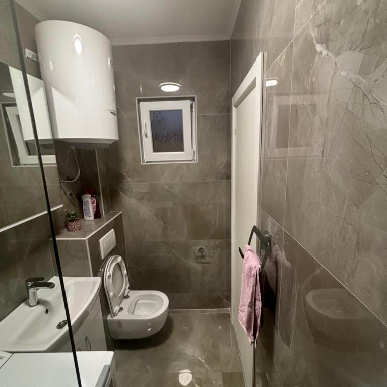 Petar Apartment - One-Bedroom Apartment - 15