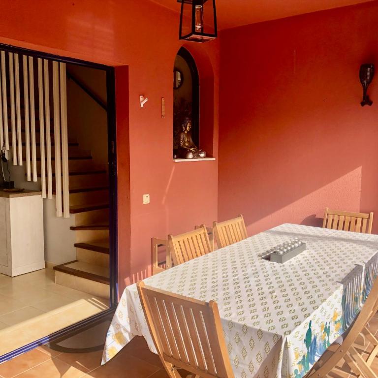 Beach and golf 4 Bedroom Holiday Home - Four-Bedroom House - 8