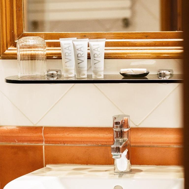 Hotel de Fleurie - Saint-Germain-des-Pres - Chambre Simple Standard - 5