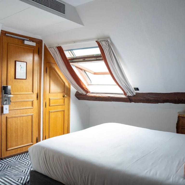 Hotel de Fleurie - Saint-Germain-des-Pres - Chambre Double Supérieure - 19