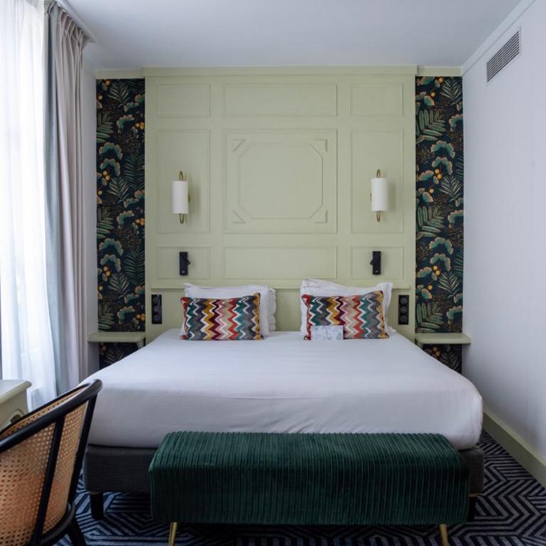 Hotel de Fleurie - Saint-Germain-des-Pres - Chambre Deluxe Double ou Lits Jumeaux - 10