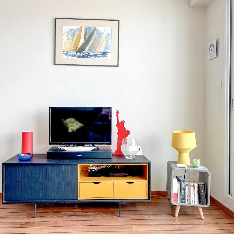 Appartement les pieds dans leau accès direct sur la côte sauvage - 2 pers - Studio - 9