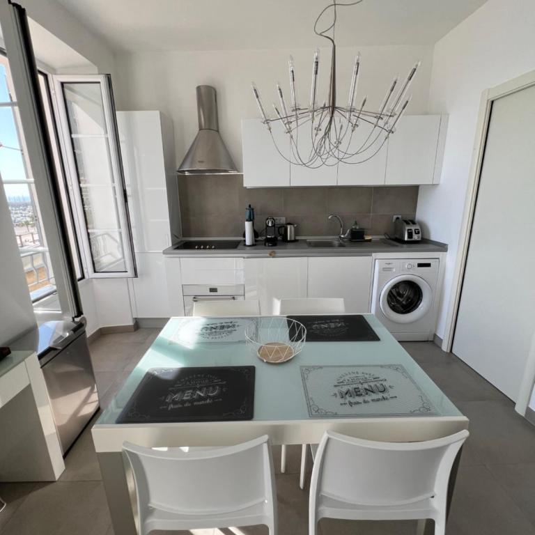 Studio magnifique vue mer - Apartment with Sea View - 11