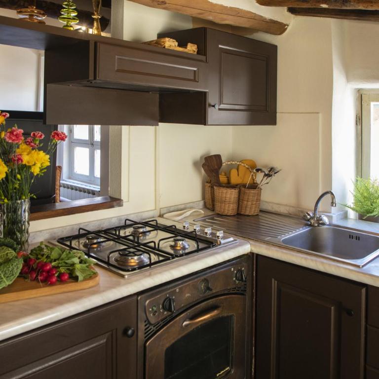 La Mansardina Beccheria Central Apartment 1 double bedroom, 1 sofa bed - Two-Bedroom Apartment - 8