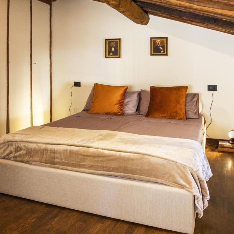 La Mansardina Beccheria Central Apartment 1 double bedroom, 1 sofa bed - Two-Bedroom Apartment - 22