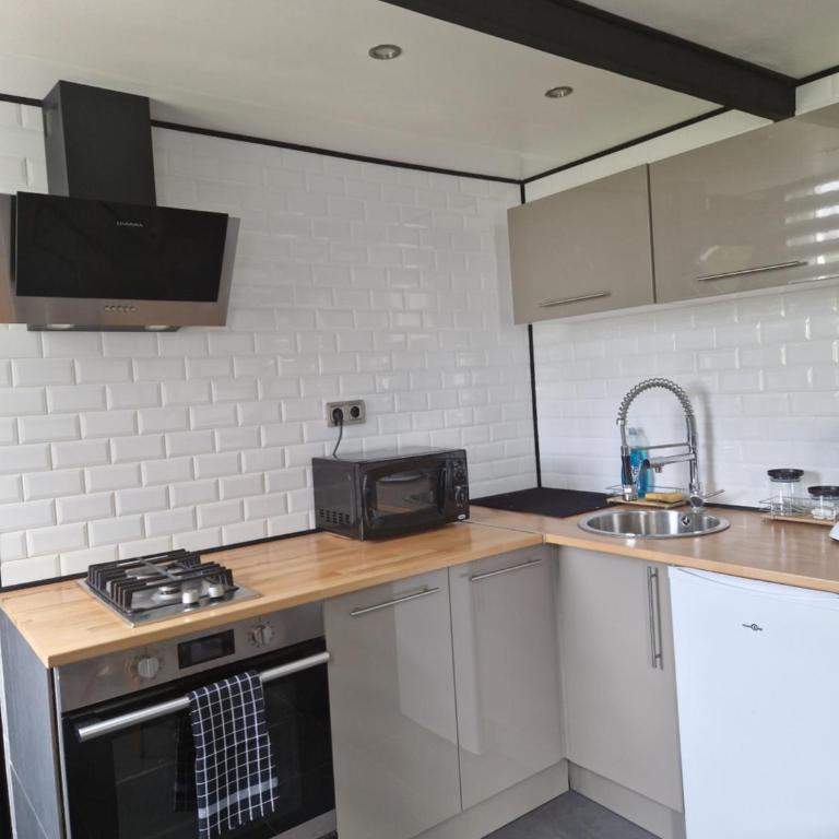 Maisonnette à 200m de la plage avec parking gratuit et terrasse - Appartamento con 1 Camera da Letto - 11