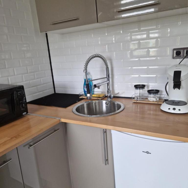 Maisonnette à 200m de la plage avec parking gratuit et terrasse - Appartamento con 1 Camera da Letto - 12