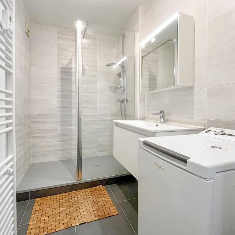 Joli appartement avec vue imprenable sur la baie des Sables - 4 pers - Studio - 5