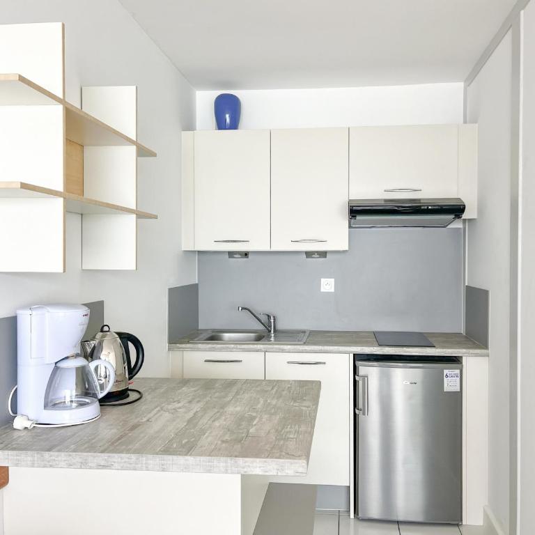Joli appartement avec vue imprenable sur la baie des Sables - 4 pers - Studio - 7